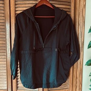 Lululemon Pack light half-zip pullover jacket